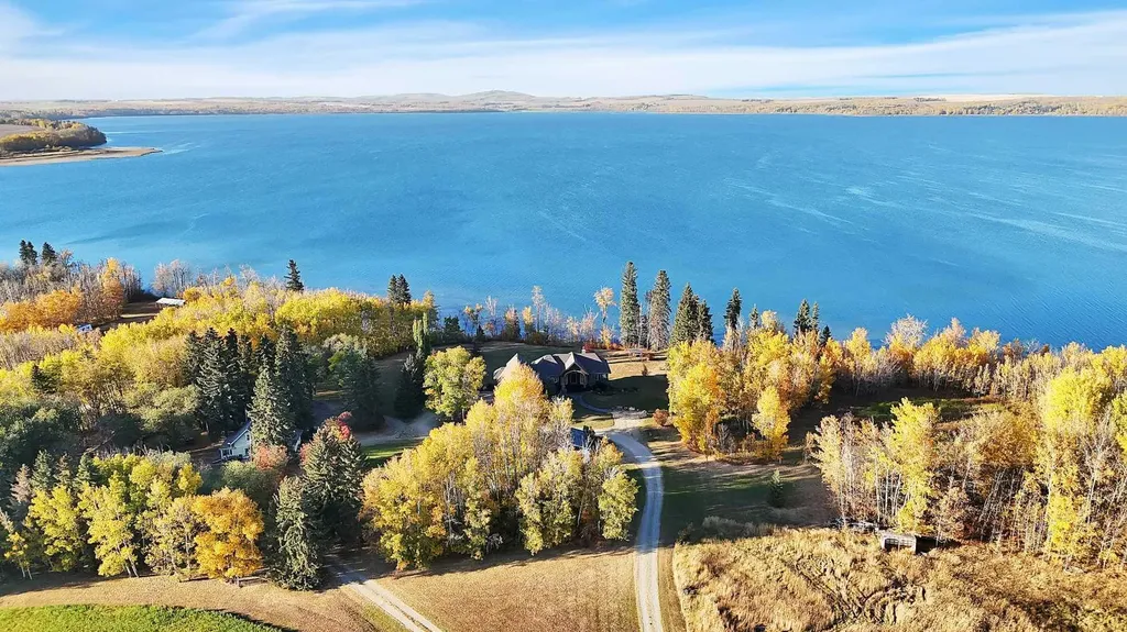 2210B Township Road 392 Rural Lacombe County AB T4E 2W7