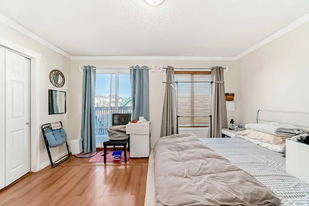 144 Taradale Drive NE Calgary AB T3J 5G3
