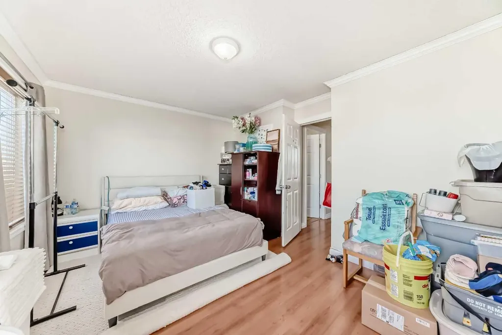 144 Taradale Drive NE Calgary AB T3J 5G3