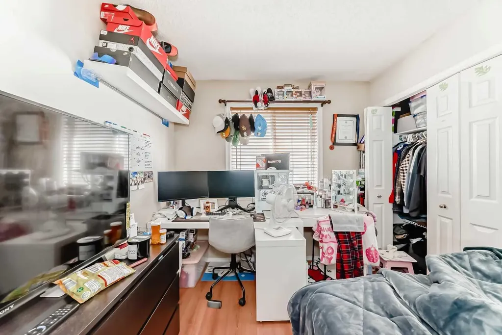 144 Taradale Drive NE Calgary AB T3J 5G3