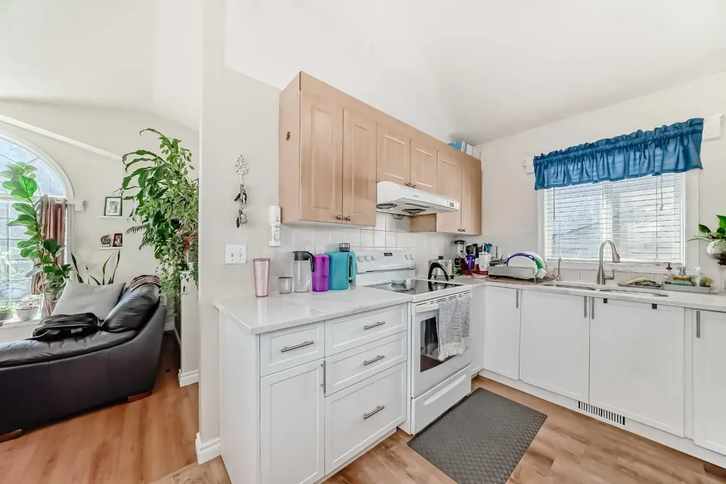144 Taradale Drive NE Calgary AB T3J 5G3