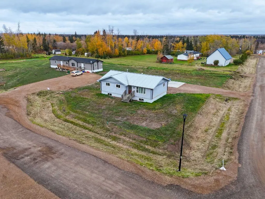 5702 44 Avenue Fort Vermilion AB T0H 1N0