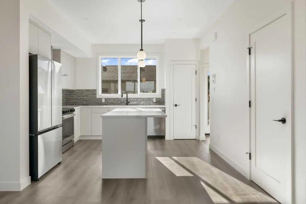 215 Belvedere Avenue SE Calgary AB T2A8A1