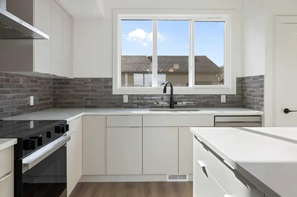 215 Belvedere Avenue SE Calgary AB T2A8A1