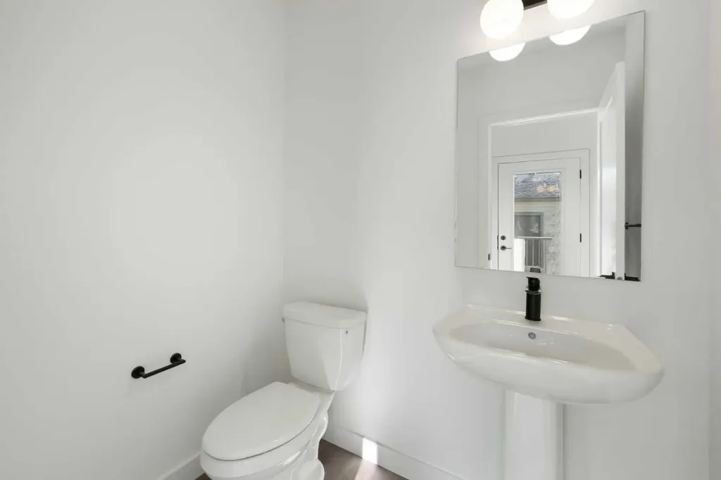 215 Belvedere Avenue SE Calgary AB T2A8A1