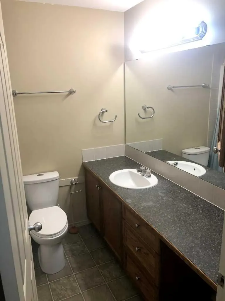 7017 Deer Street Lacombe AB T4L 1Y9
