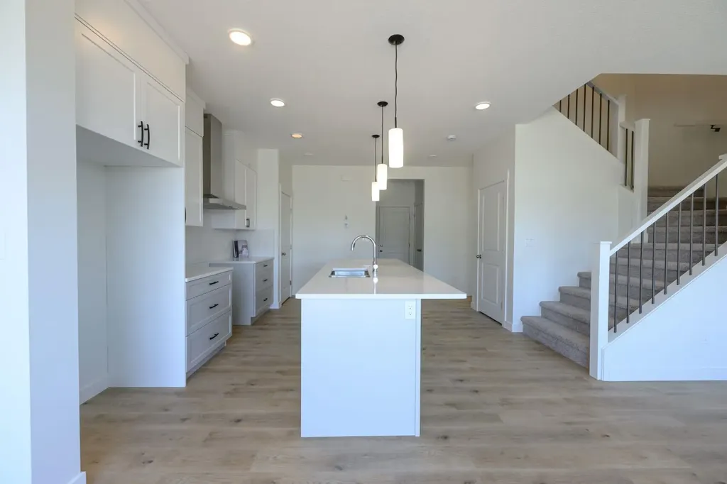 12830 87a Street Grande Prairie AB T8X 0X7