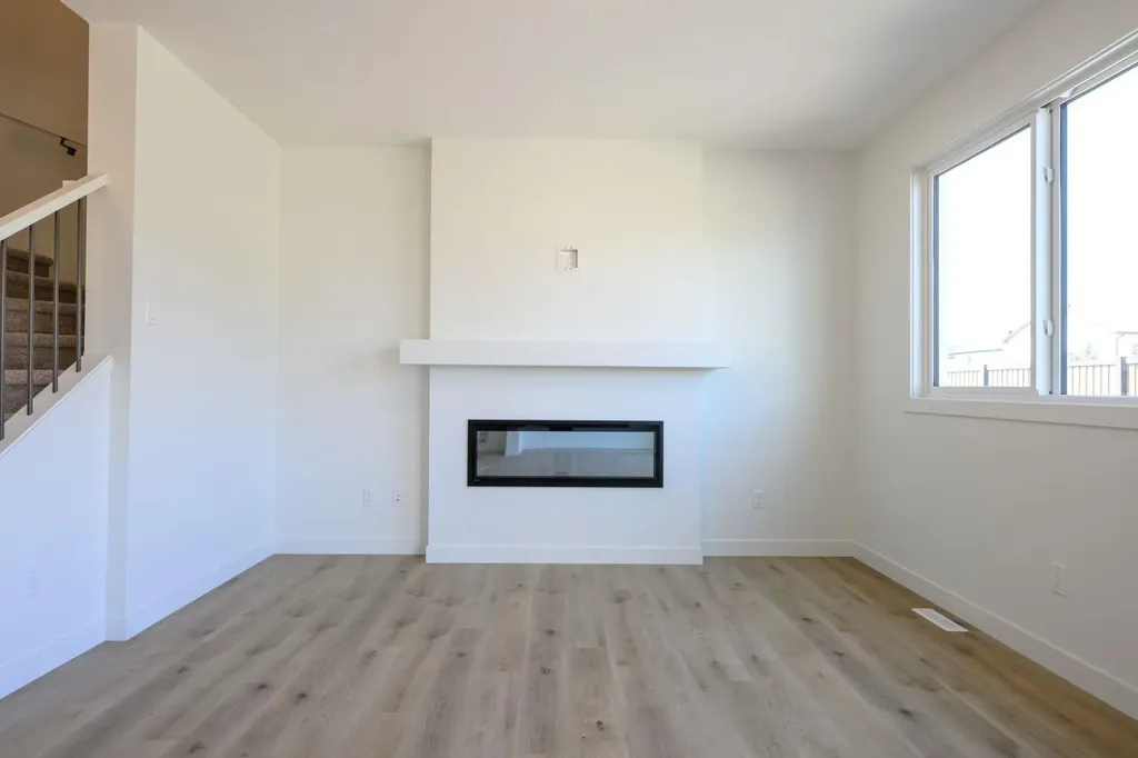 12830 87a Street Grande Prairie AB T8X 0X7