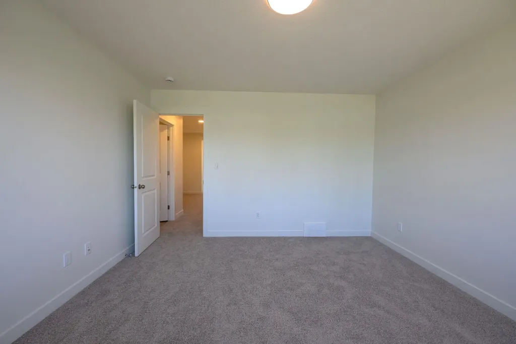12830 87a Street Grande Prairie AB T8X 0X7
