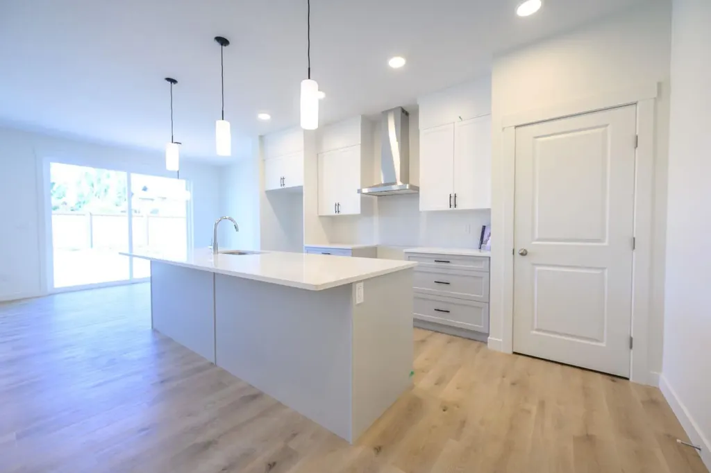 12830 87a Street Grande Prairie AB T8X 0X7