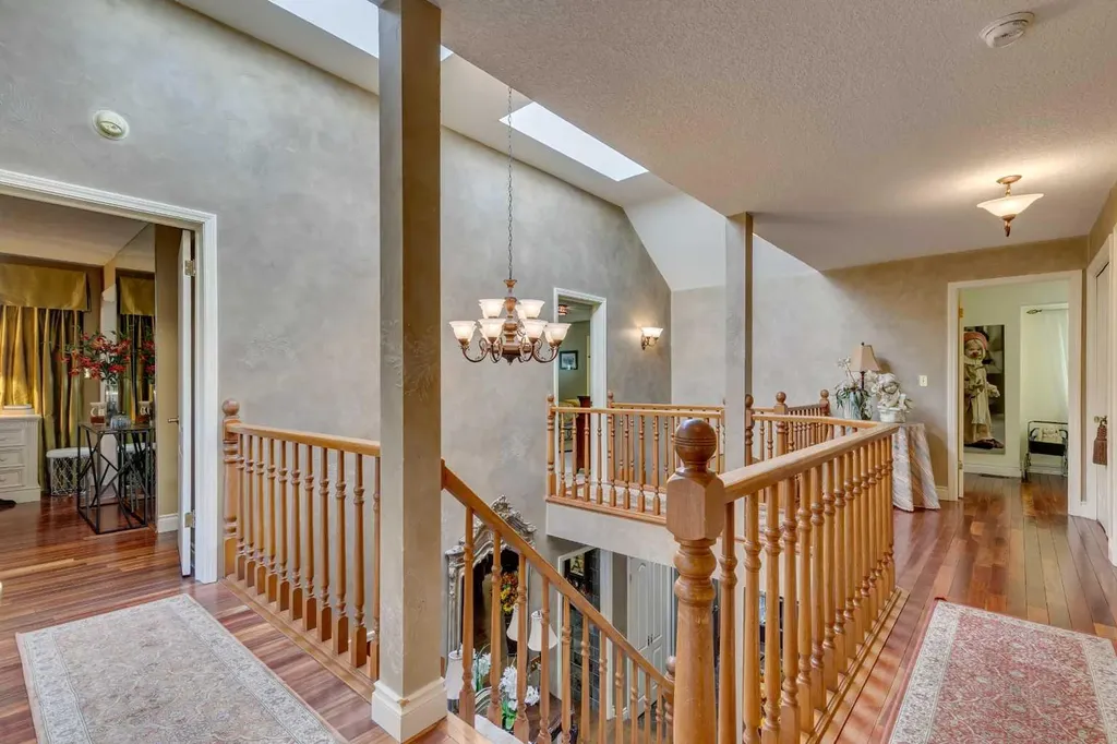 1302 Frontenac Avenue SW Calgary AB T2B1B6