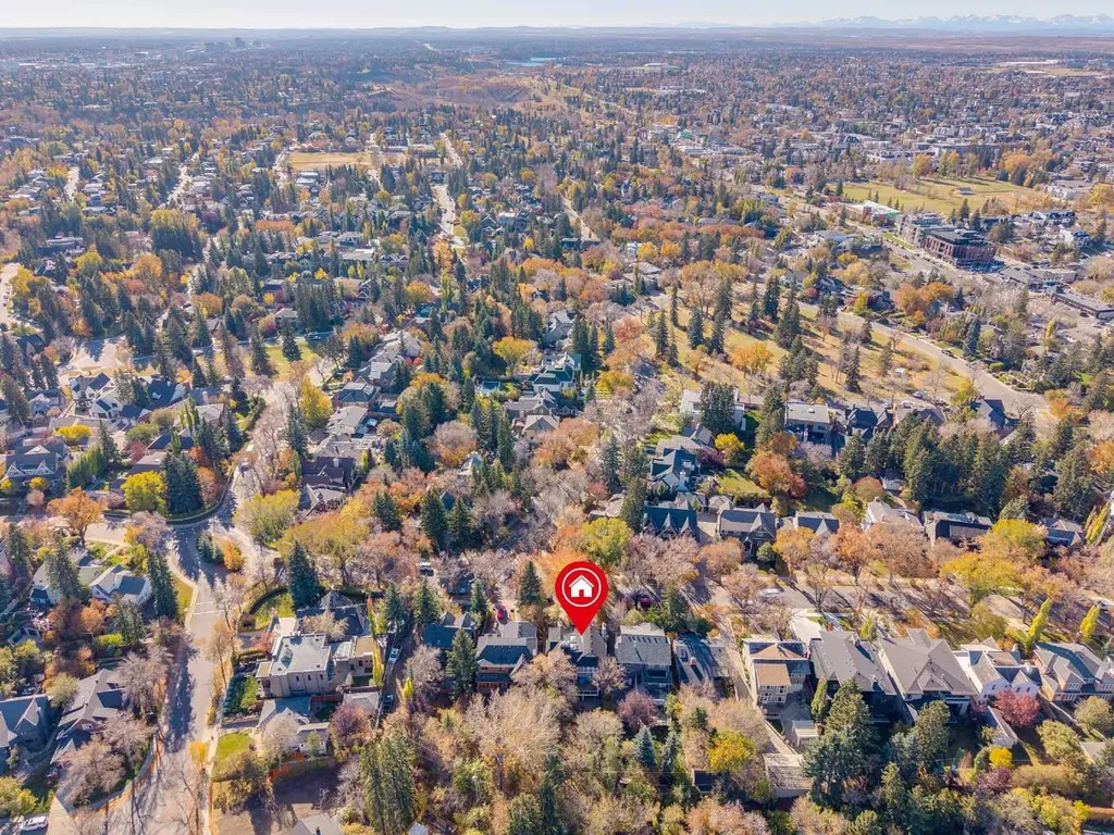 1302 Frontenac Avenue SW Calgary AB T2B1B6