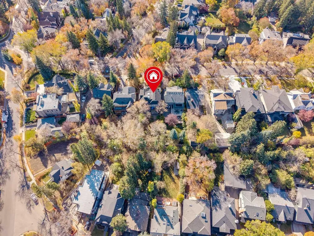 1302 Frontenac Avenue SW Calgary AB T2B1B6
