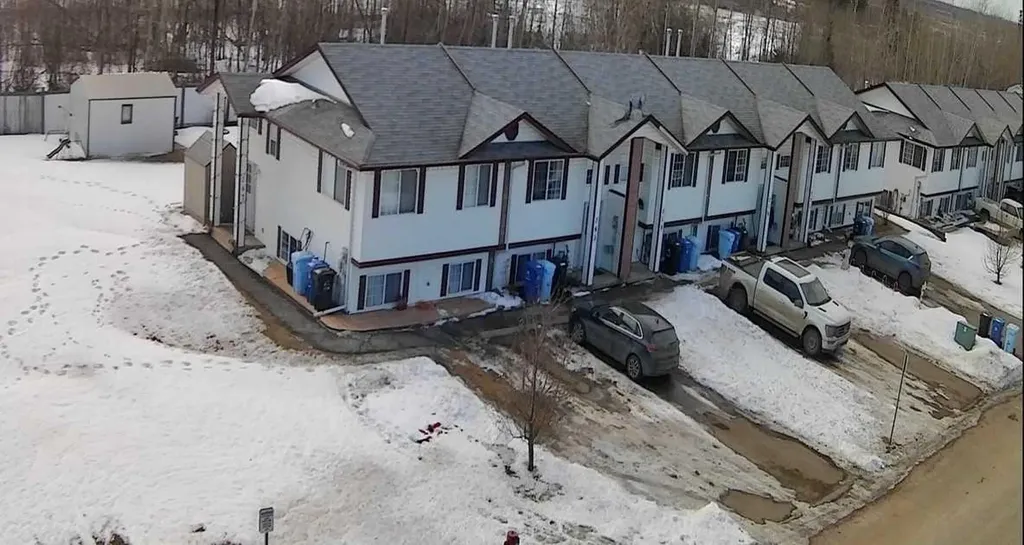 279 Mustang Road Fort Mcmurray AB T9H 5L7