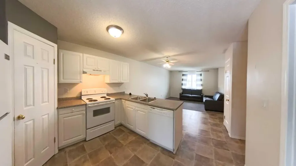 279 Mustang Road Fort Mcmurray AB T9H 5L7