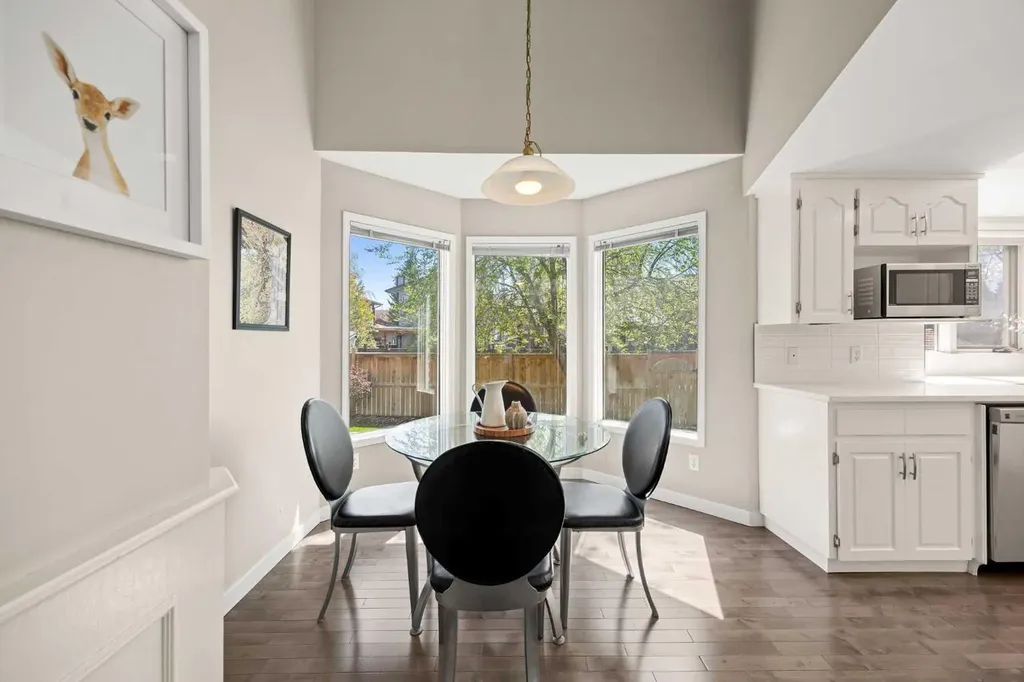 34 Sunhaven Link SE Calgary AB T2X 2M4