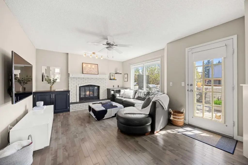 34 Sunhaven Link SE Calgary AB T2X 2M4