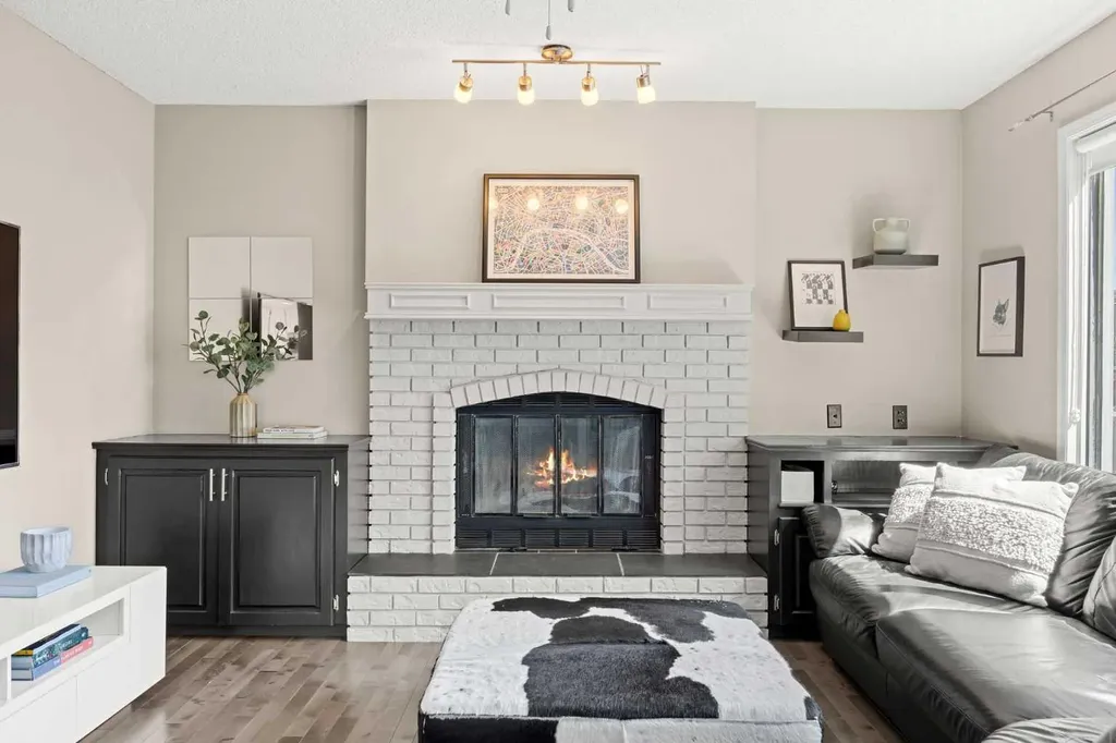 34 Sunhaven Link SE Calgary AB T2X 2M4