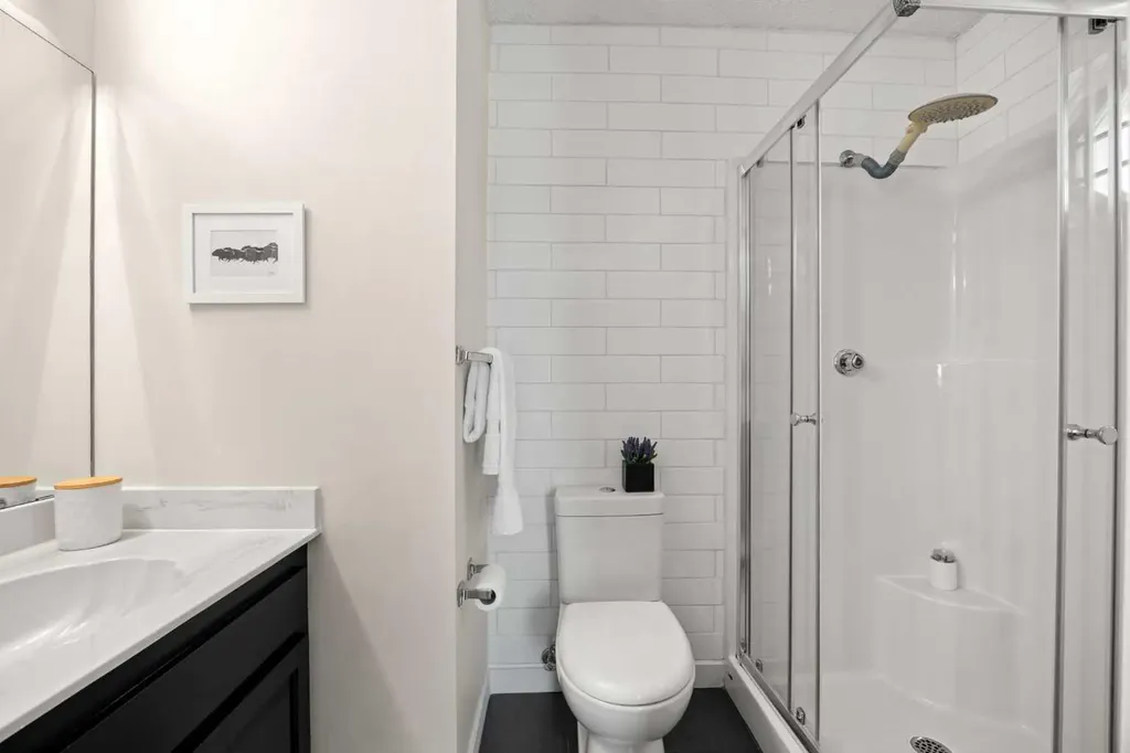 34 Sunhaven Link SE Calgary AB T2X 2M4