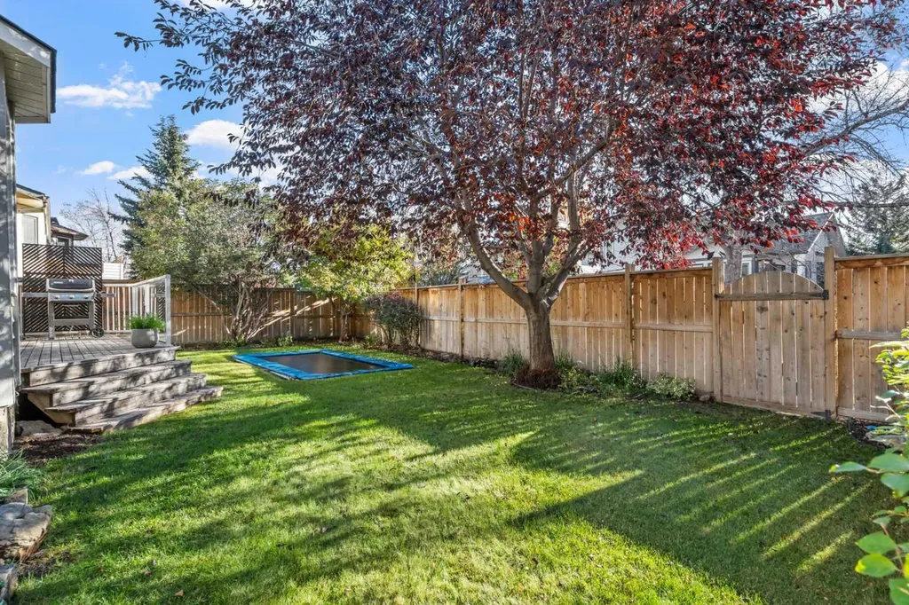 34 Sunhaven Link SE Calgary AB T2X 2M4