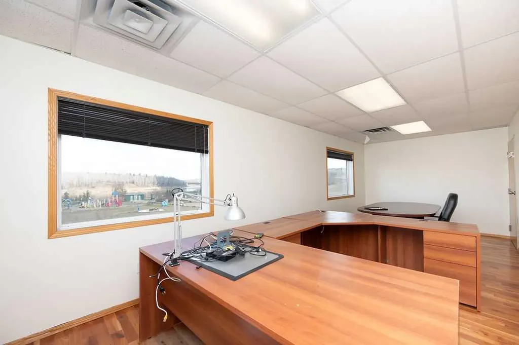 4706 50 Avenue Athabasca AB T9S 1C1