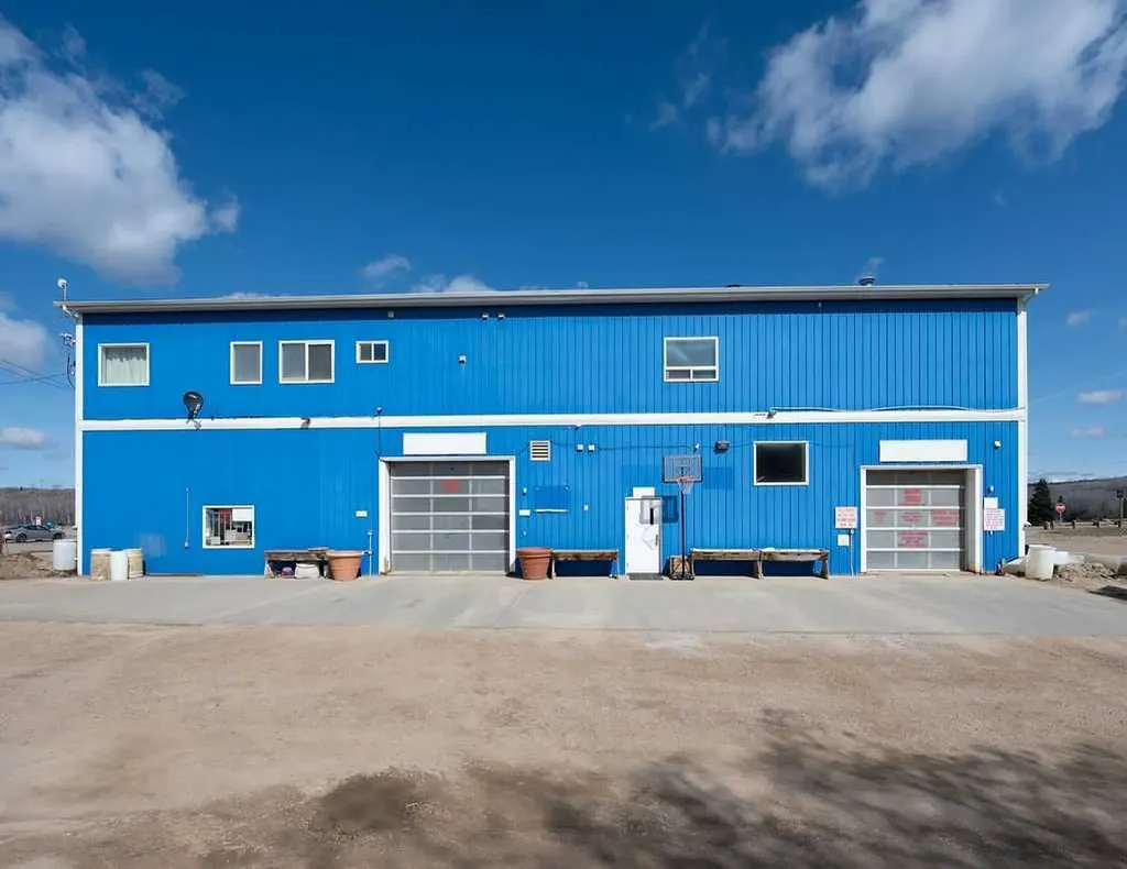 4706 50 Avenue Athabasca AB T9S 1C1