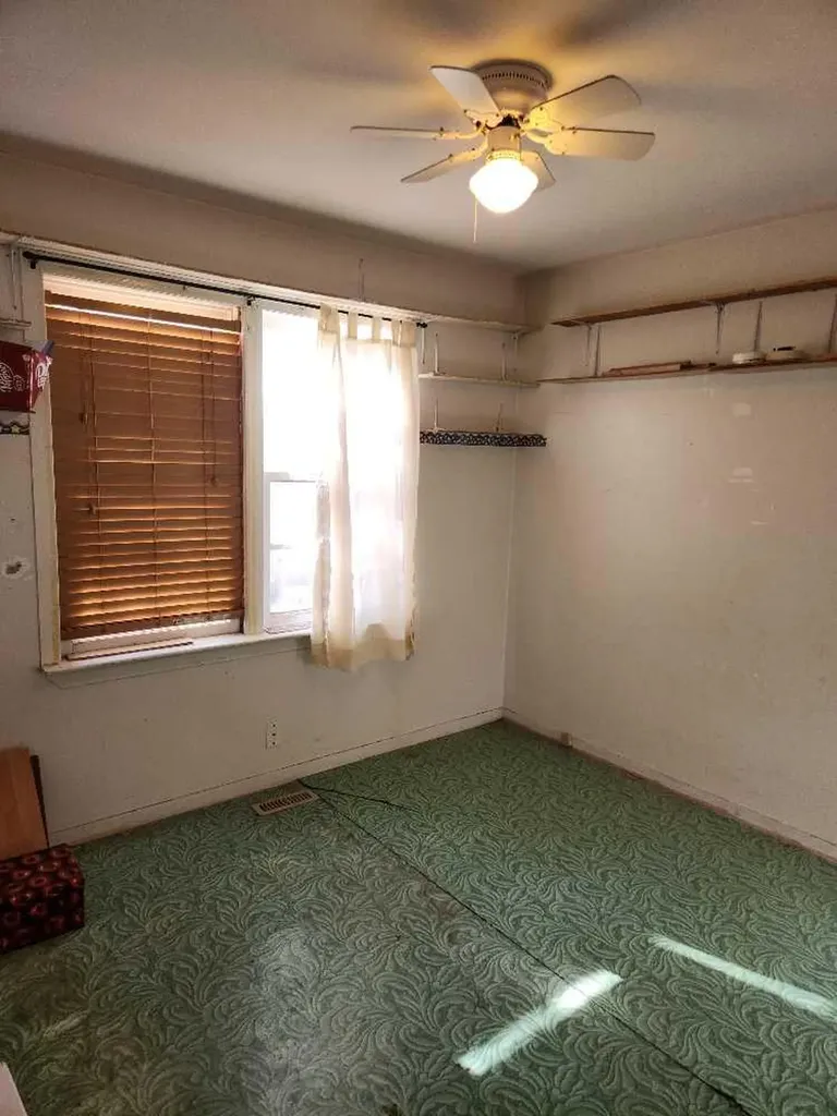 4913-57 Avenue High Prairie AB T0G 1E0