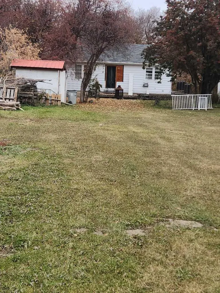 4913-57 Avenue High Prairie AB T0G 1E0