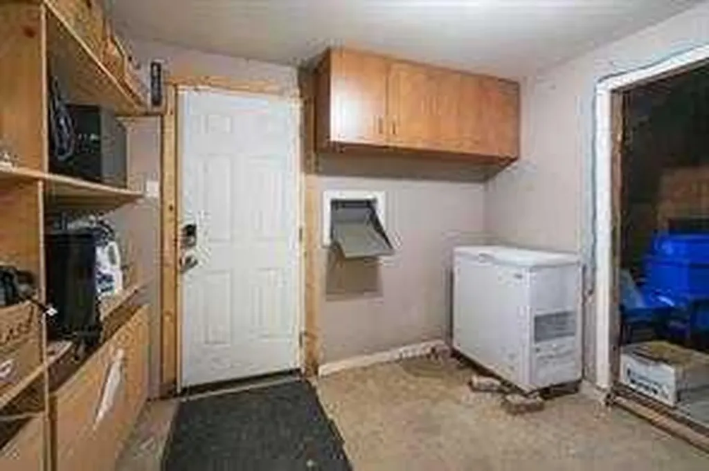 5016 50th Street Street Daysland AB T4V 1A0