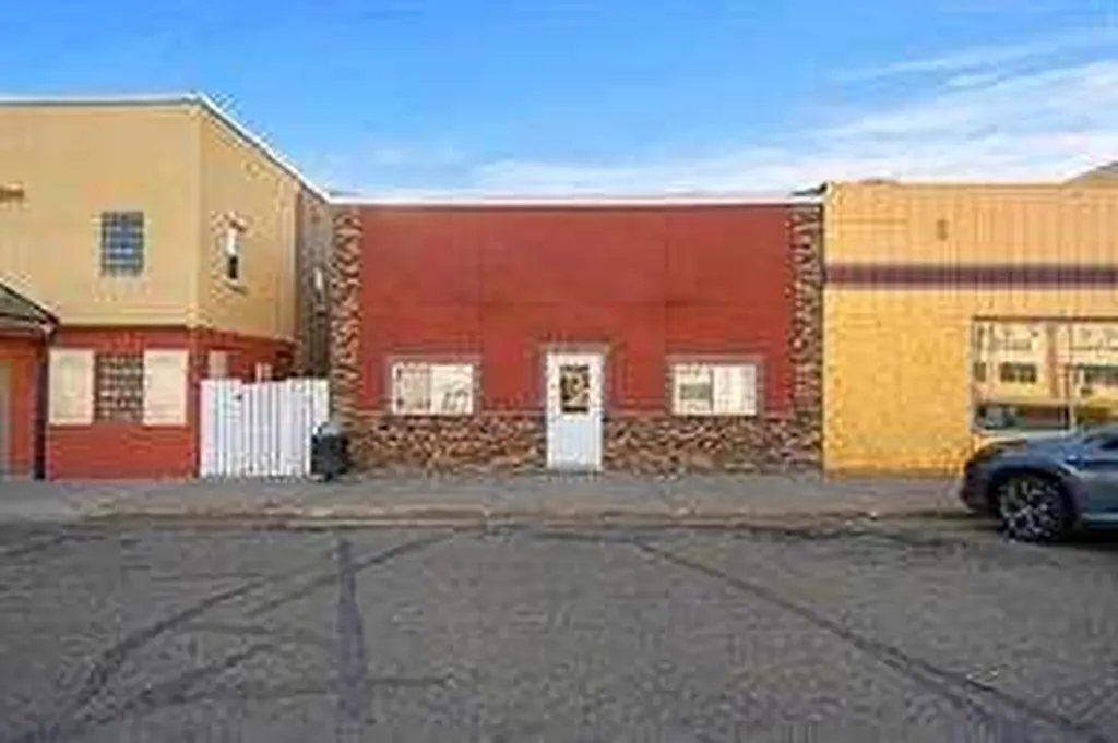 5016 50th Street Street Daysland AB T4V 1A0