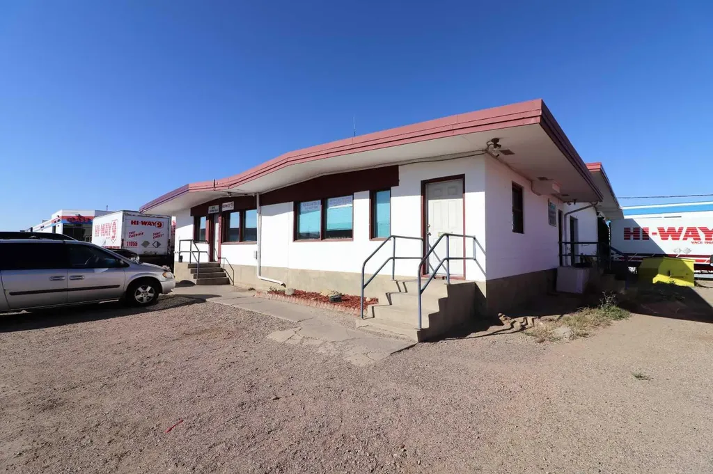 666 15 Street SW Medicine Hat AB T1A4W3