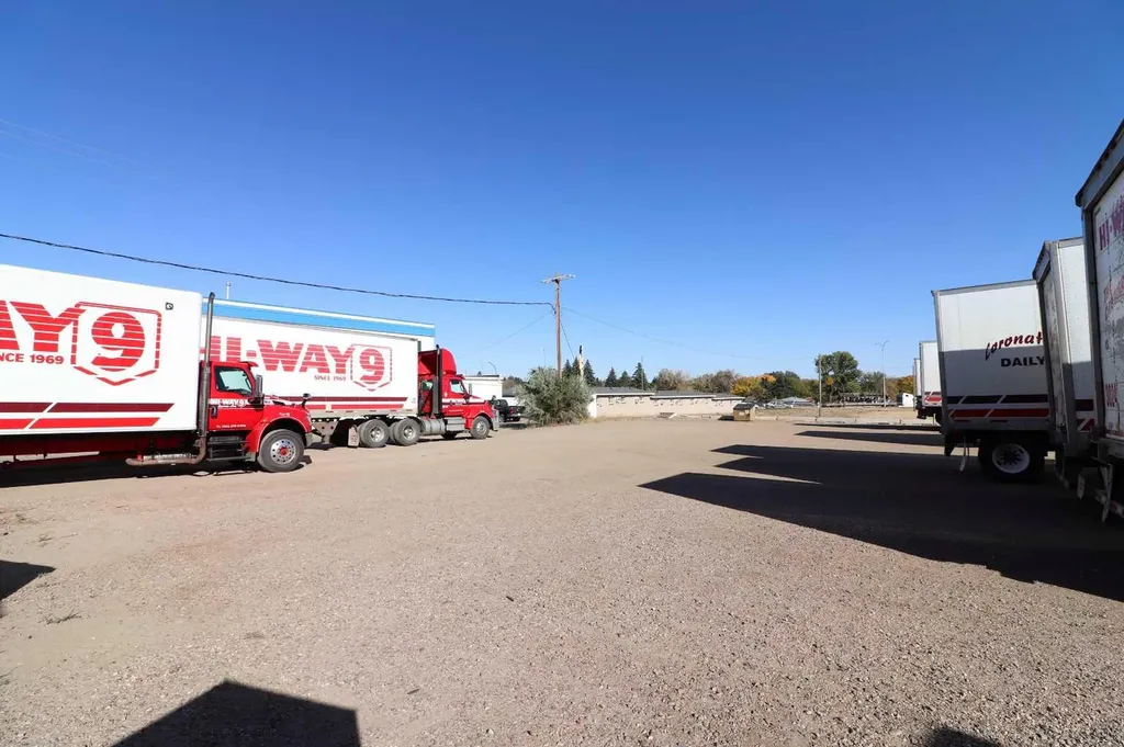666 15 Street SW Medicine Hat AB T1A4W3
