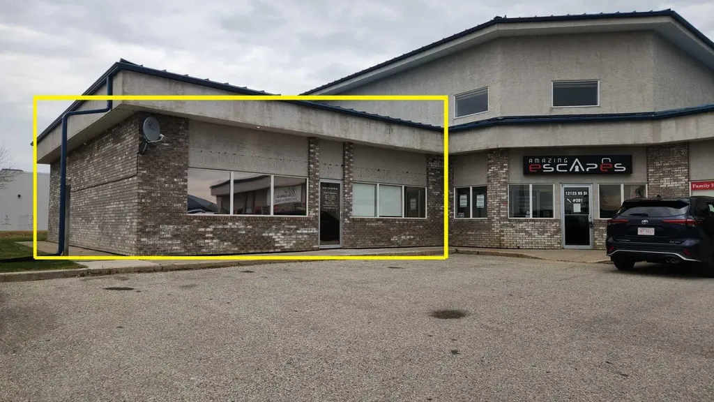 12125 99 Street Grande Prairie AB T8V 6X9
