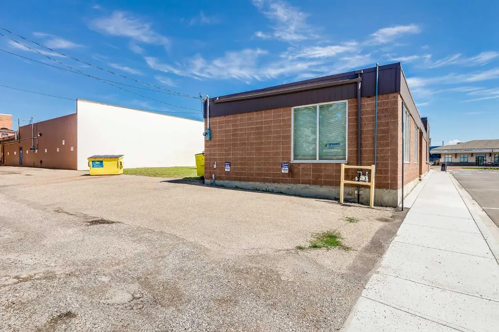 5120 50 Avenue Olds AB T4H 1A5