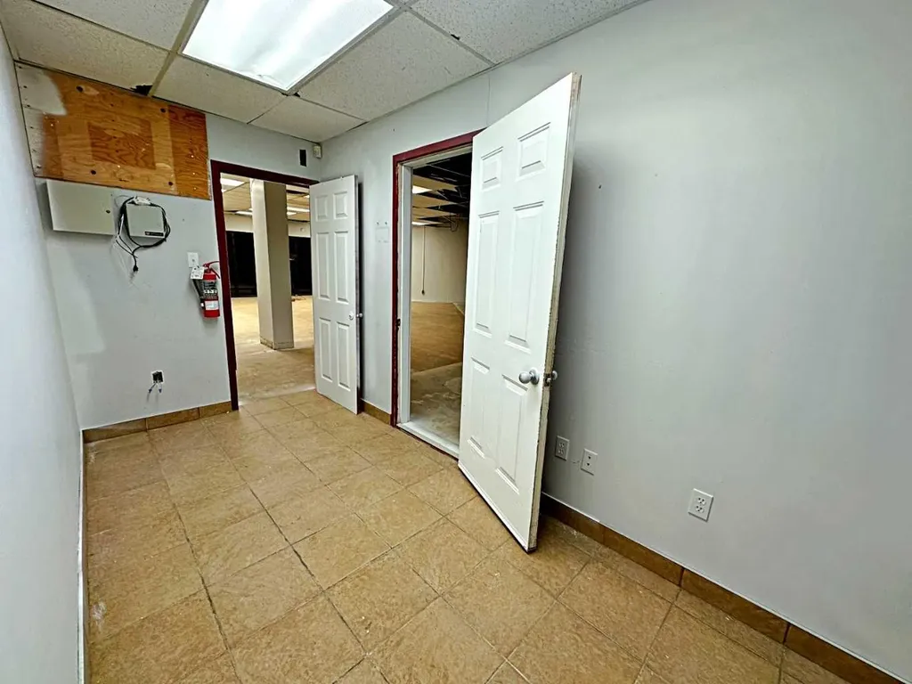 208 Beacon Hill Drive Fort Mcmurray AB T9H 2R1