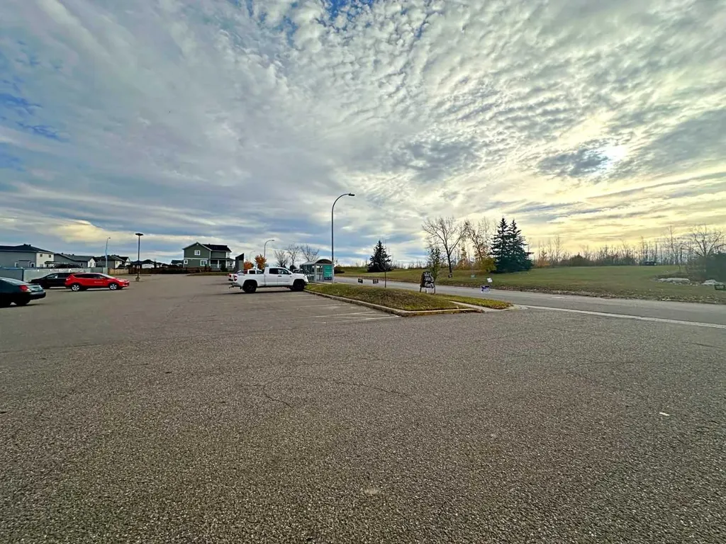 208 Beacon Hill Drive Fort Mcmurray AB T9H 2R1