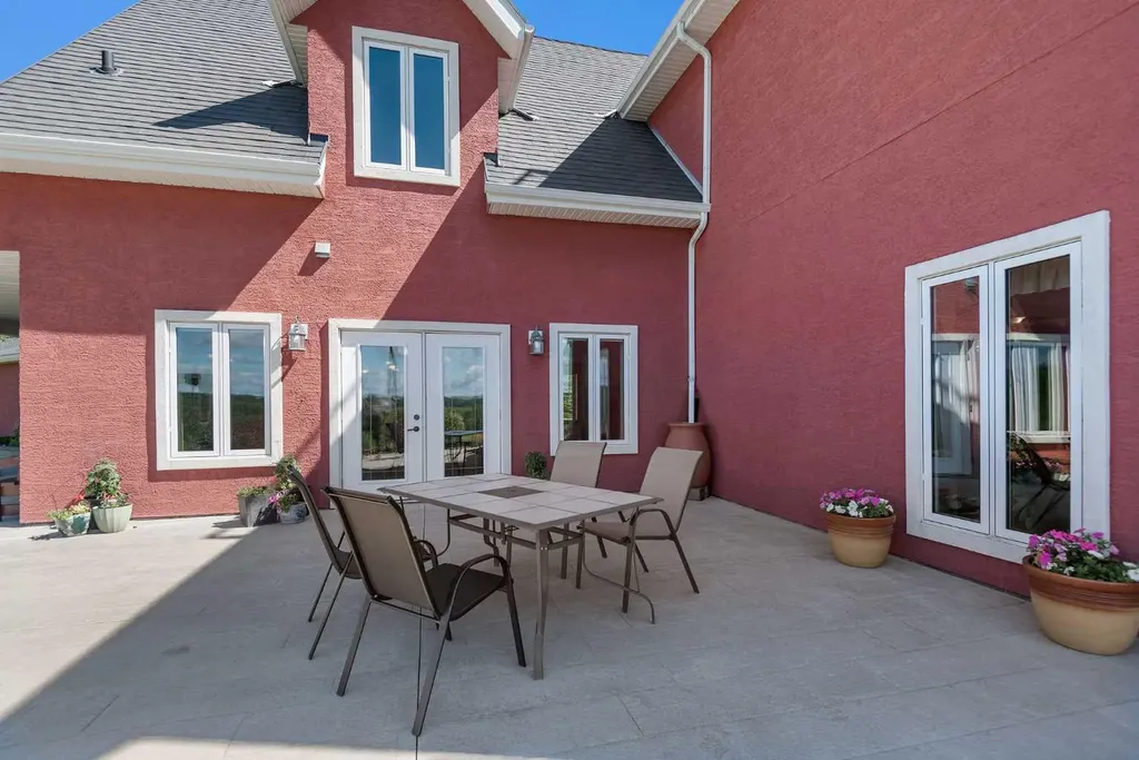 41525 Range Road 32 Rural Lacombe County AB T0C2J0