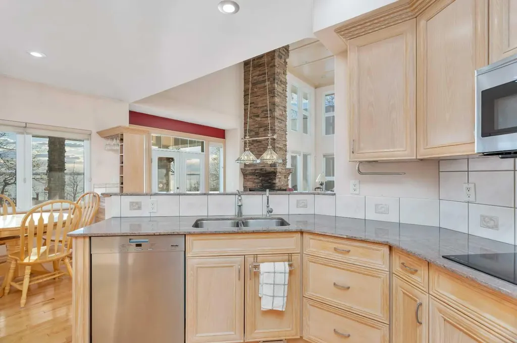 185 Birchcliff Road Birchcliff AB T4S 1R6