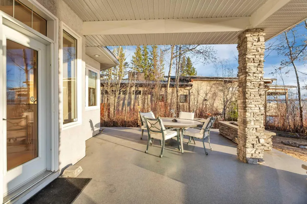 185 Birchcliff Road Birchcliff AB T4S 1R6