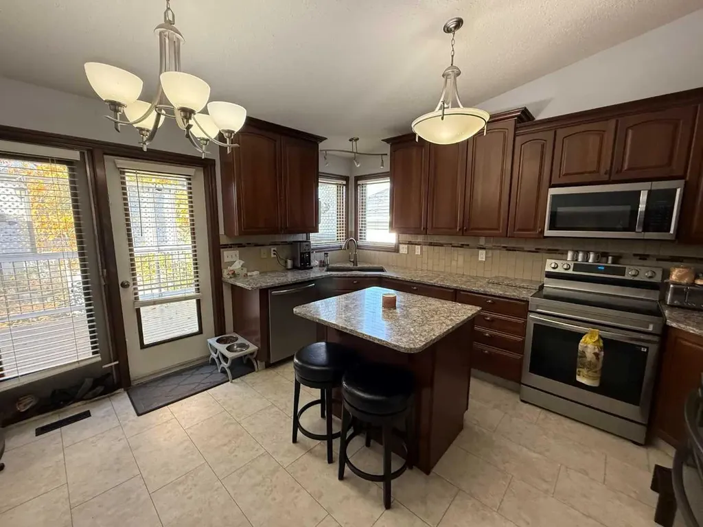 5520 41 Street Provost AB T0B 3S0