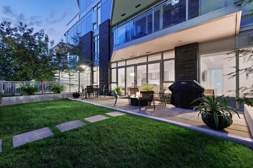 128 Waterfront Court SW Calgary AB T2P1K9