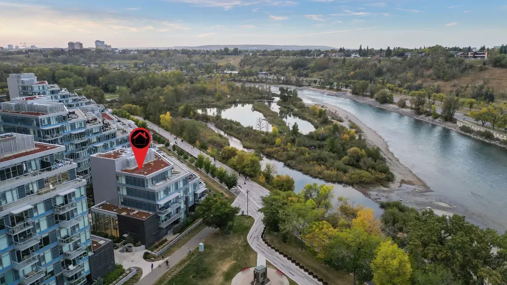 128 Waterfront Court SW Calgary AB T2P1K9