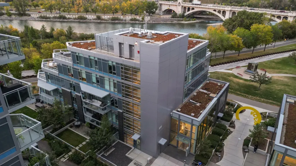 128 Waterfront Court SW Calgary AB T2P1K9