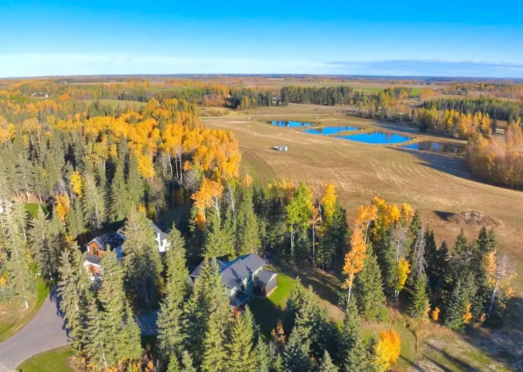 401 Valley View Close Rural Clearwater County AB T4T 1A7