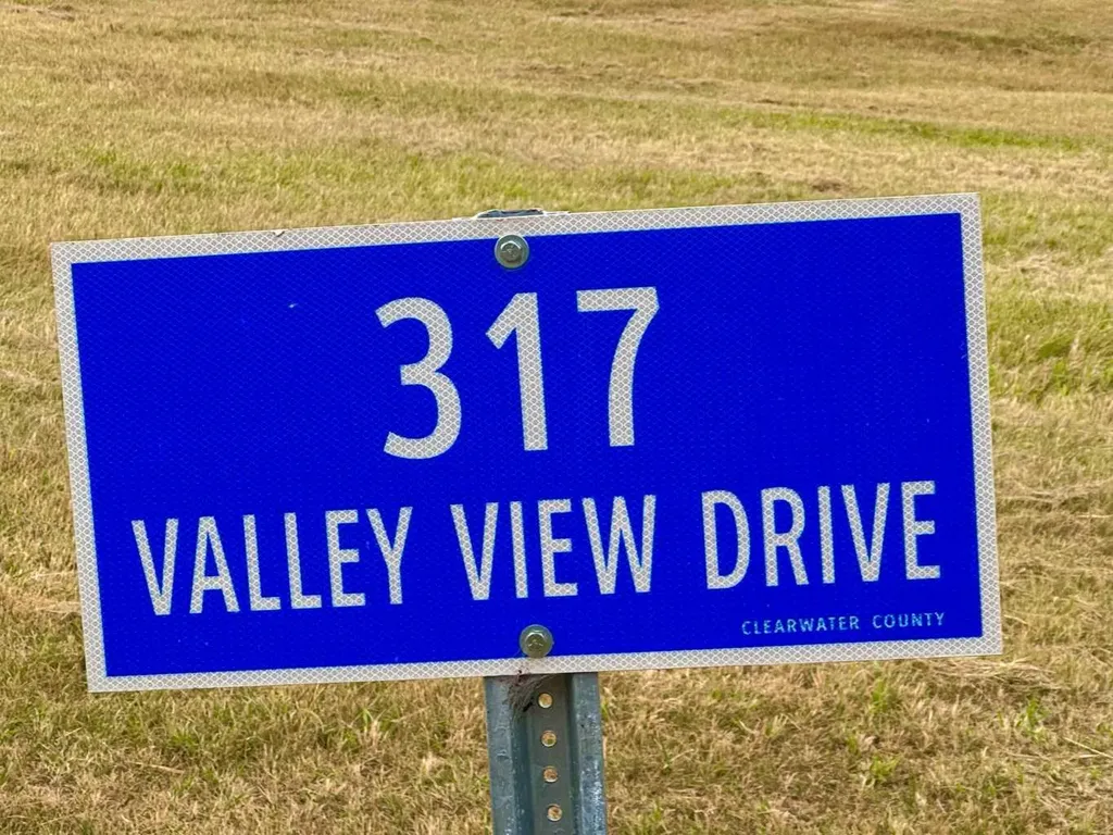317 Valley View Drive Rural Clearwater County AB T4T 1A7
