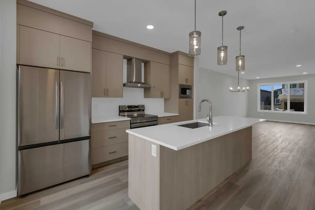 2022 Cobblebrook Crescent SW Airdrie AB T4B 5X1