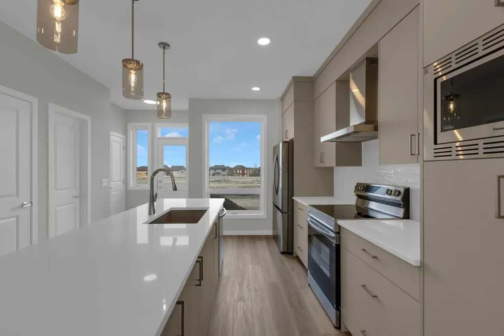2022 Cobblebrook Crescent SW Airdrie AB T4B 5X1