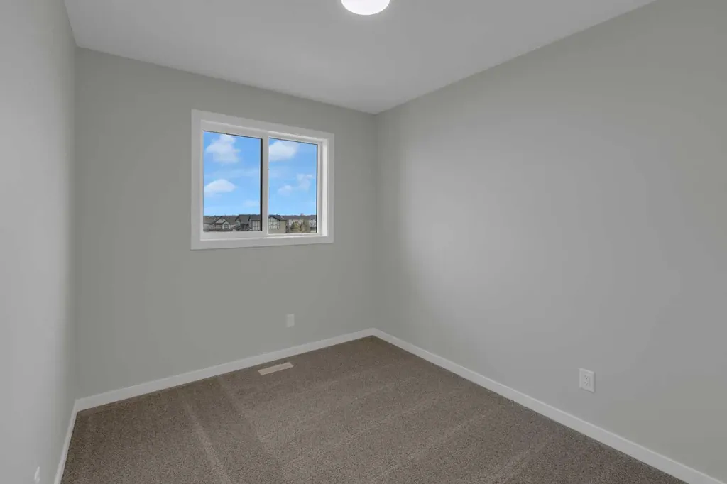 2022 Cobblebrook Crescent SW Airdrie AB T4B 5X1