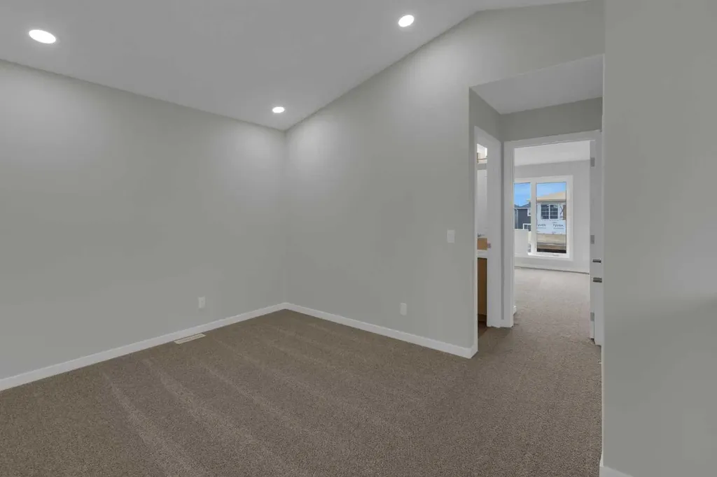 2022 Cobblebrook Crescent SW Airdrie AB T4B 5X1