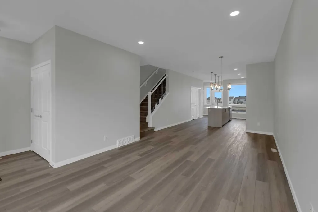 2022 Cobblebrook Crescent SW Airdrie AB T4B 5X1